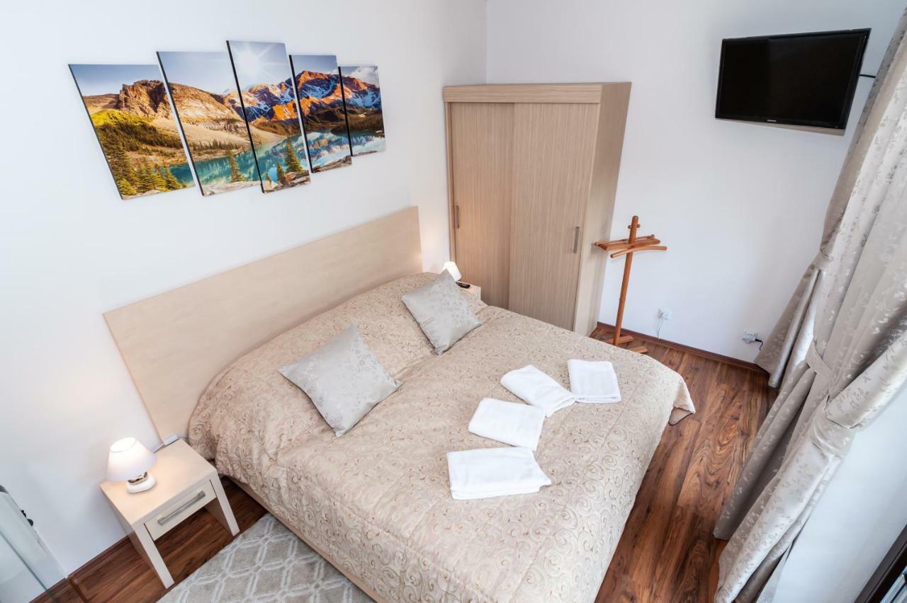 Appartement Vila Helena - Apartman Helena 15 à Ruzomberok Extérieur photo